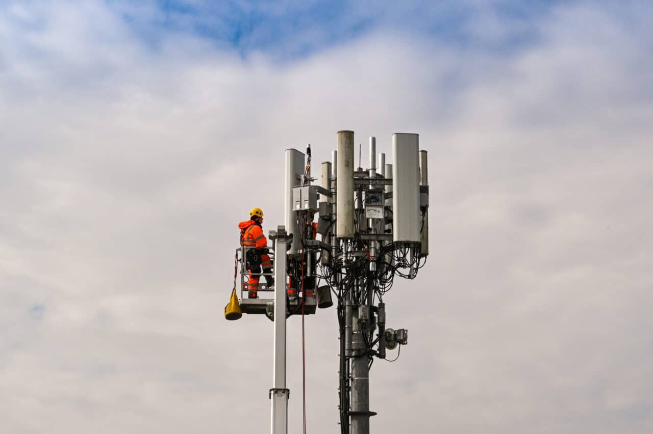 VMO2 mobile transformation plan